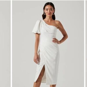 ASTR the Label Joelle One Should Midi Dress